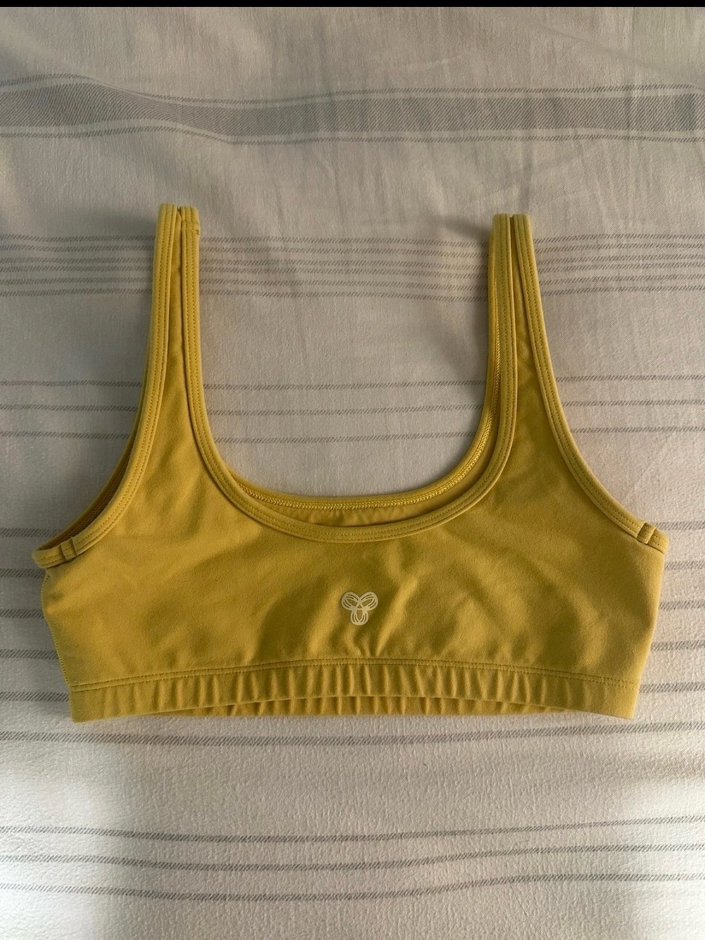 Aritzia Yellow Scoop Bralette with Wide Straps - Picture 2 of 3